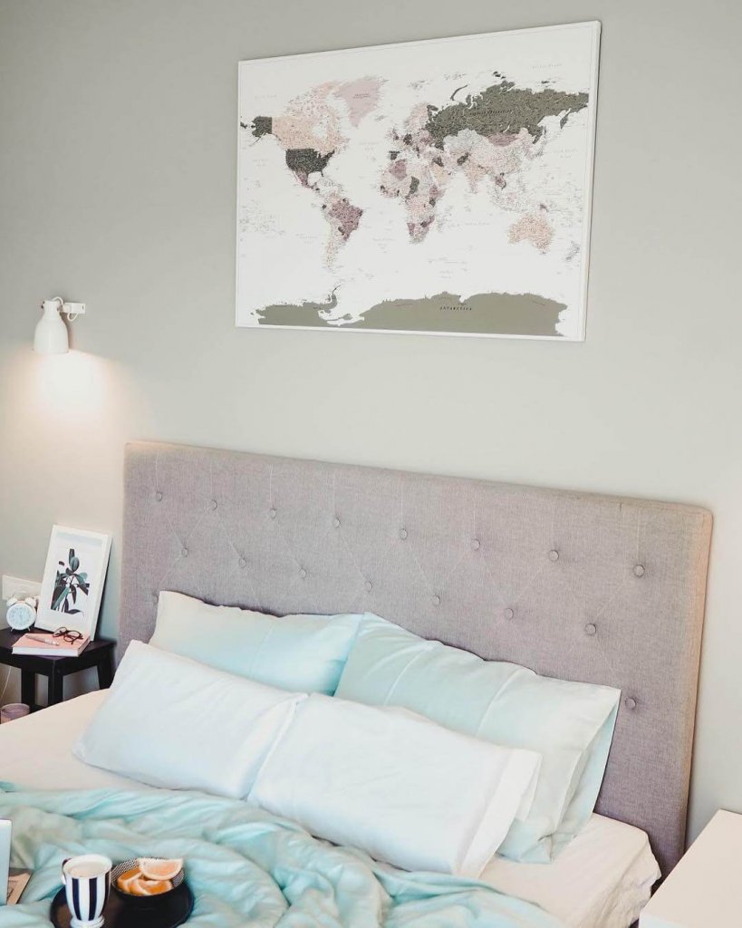 bedroom travel decor ideas world map
