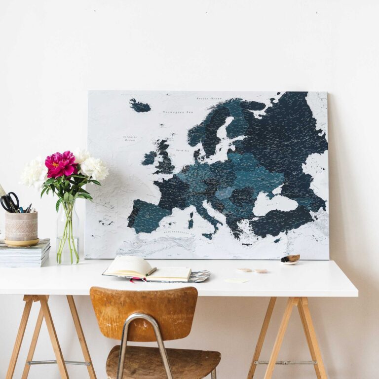 Europe Push Pin Map - Ocean Blue (Detailed) - Tripmapworld.com